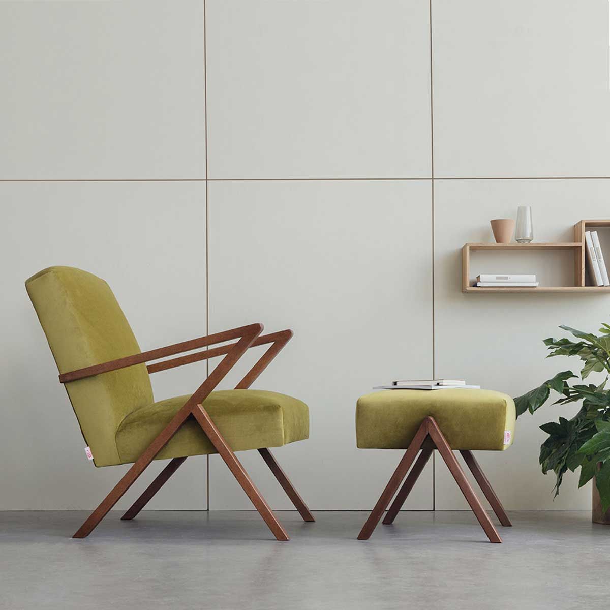 Olive Green Retrostar Chair Premium Velvet Line