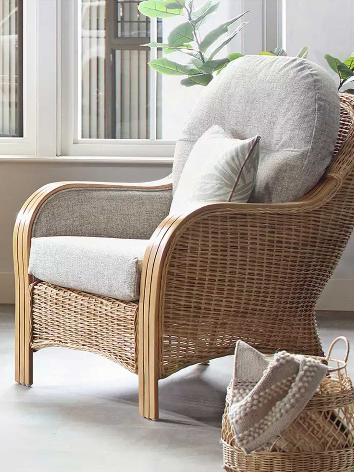 Desser Centurion Rattan Lounge Chair