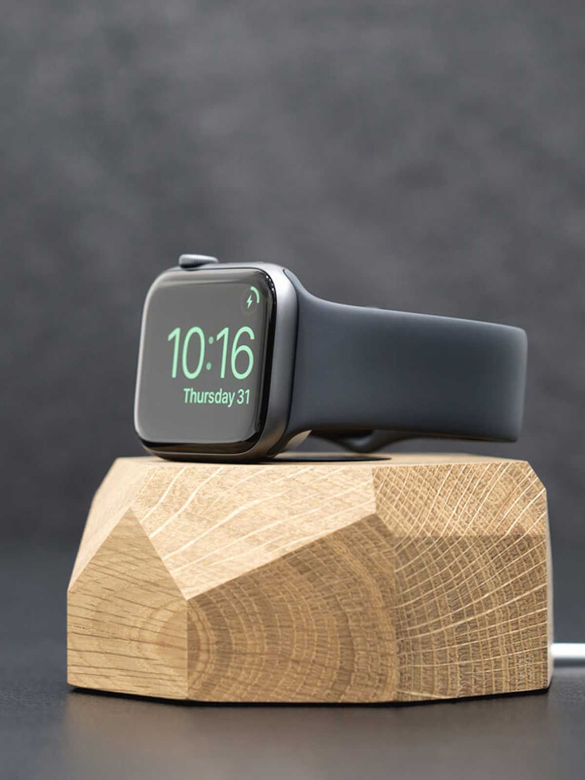 Oak Apple Watch Dock