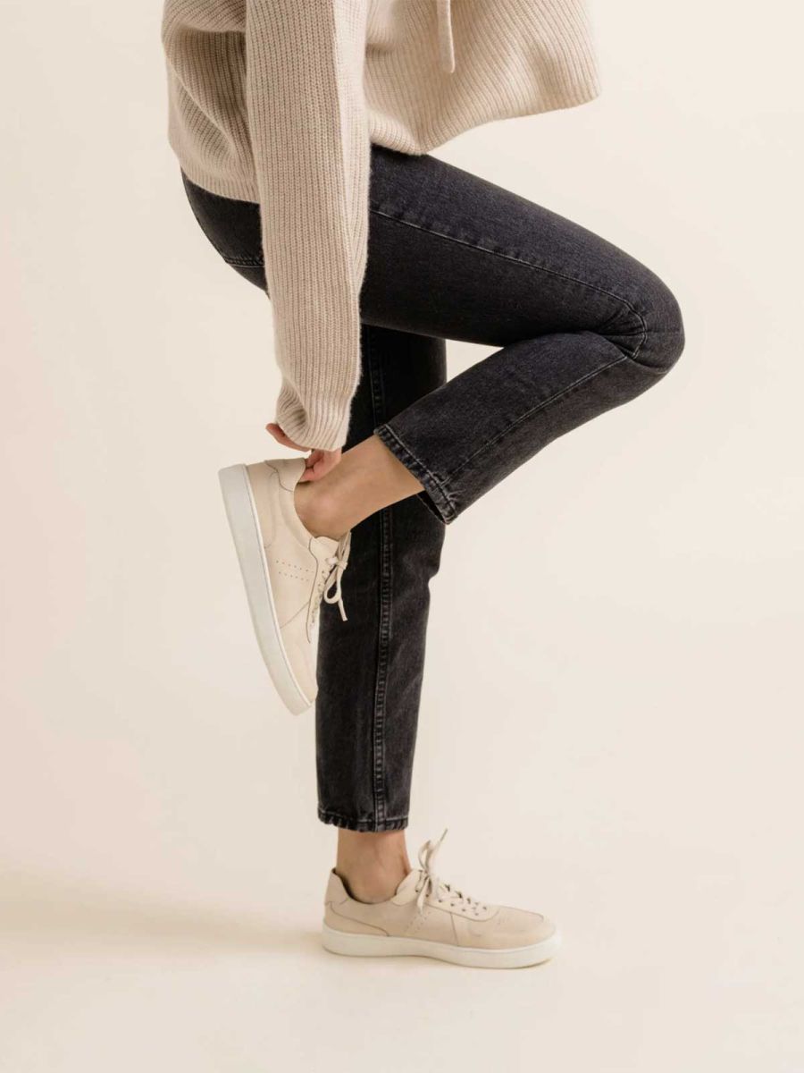 Bria Go-To Court Sneaker