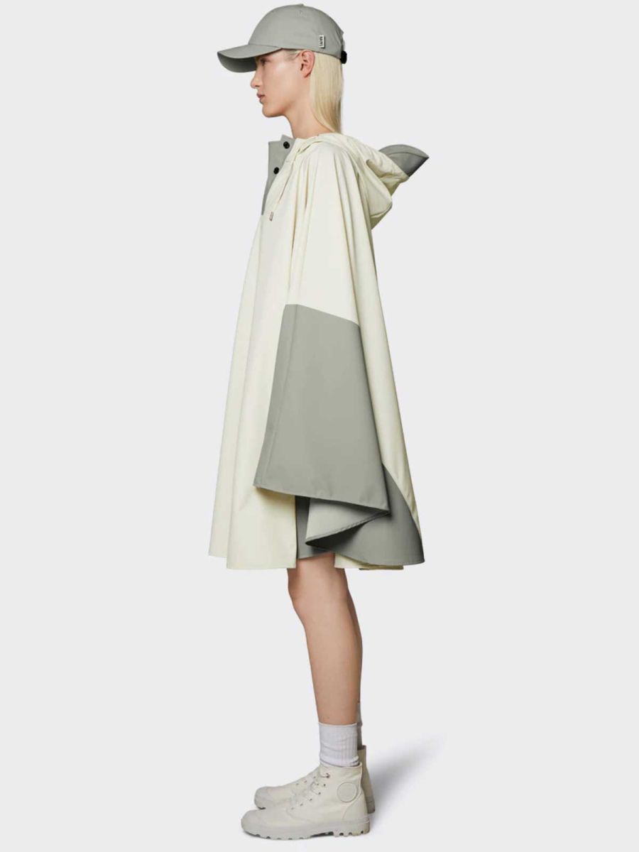 RAINS Cape